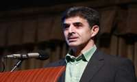 اعطای نشان پیمان جشنواره شمس به استاد چشم پزشکی دانشگاه علوم پزشکی ایران