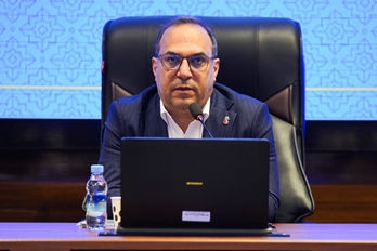 پیام تبریک دکتر نادر توکلی به مناسبت روز پرستار و میلاد حضرت زینب (س)