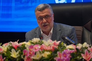 دکتر ظفرقندی: عبور از چالش‌های دارو و تجهیزات پزشکی بدون اصلاح ساختار ممکن نیست